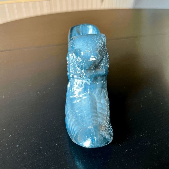 Boyd Crystal Art Glass Daisy Button Cat Slipper Silver Carnival Glass Shoe B285 - Picture 6 of 10